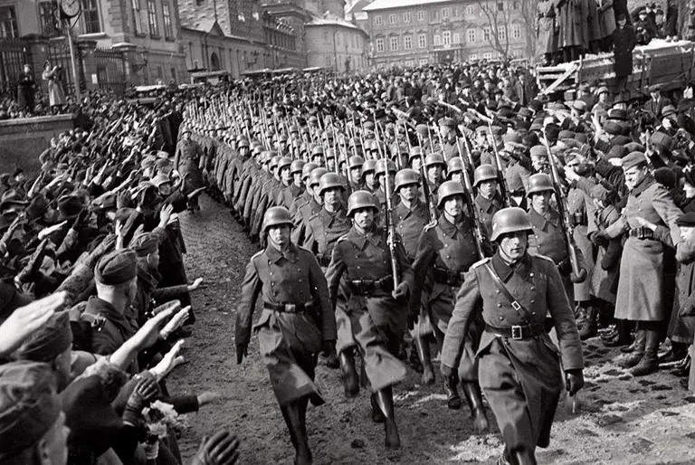 German troops move into Prague Castle following the Czechoslovak President Emil Hacha agreeing to Czechoslovakia becoming a protectorate of Germany.